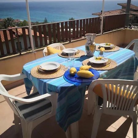 Domenica Con Terrazza Vista Mare *